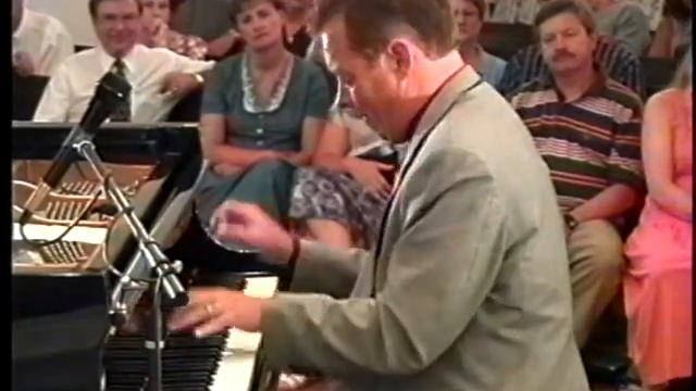 Anthony Burger - Great Is Thy Faithfulness, How Great Thy Art and others смотреть онлайн