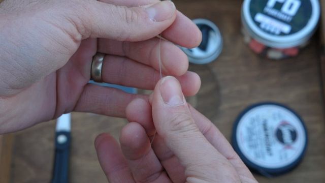 Easy Carp Fishing Rig - The D Rig (carp rig tying tutorial) смотреть онлайн