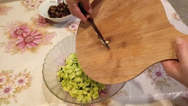 Очень вкусный салат с шампиньонами, которые готовятся быстро и просто😋👍💯#салат#рецепты#recipe смотреть онлайн