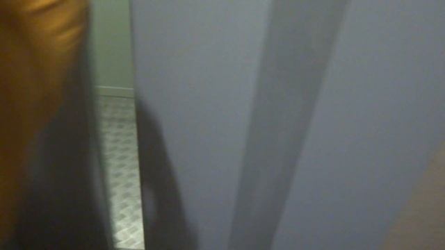 Музыкальный лифт КМЗ с приколом или весёлый случай в лифте смотреть онлайн