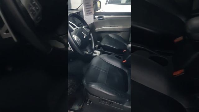 Mitsubishi Pajero Sport, 2013 год смотреть онлайн
