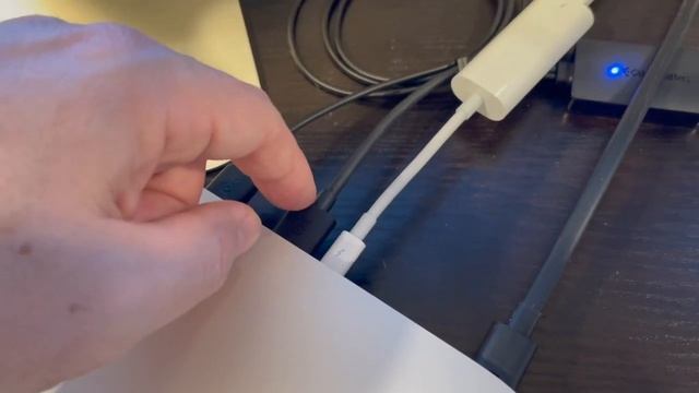 M1 Mac Mini Running Apple Displays (LED Cinema or mix of LED Cinema and Thunderbolt Displays) смотреть онлайн