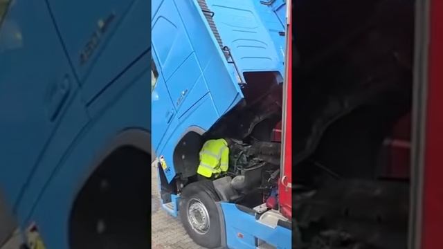 Всегда поднимай кабину грузовика полностью