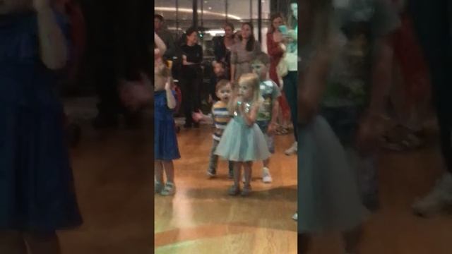 Mini Disko Турция смотреть онлайн