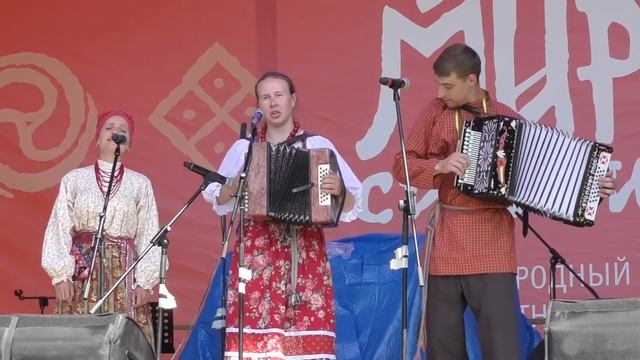 Ендржеевская З. В., Горбунова София и Барайщук Виктор.  Верила, верила, верю.