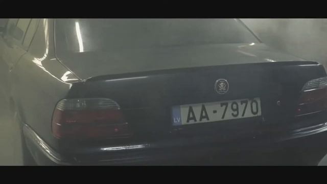 Музыка в машину (BMW) смотреть онлайн