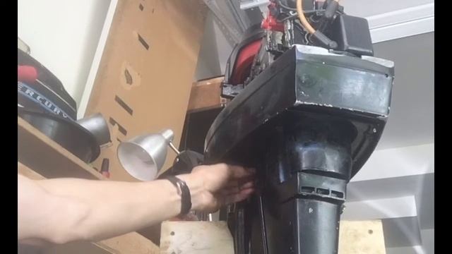 Mercury 9.8-110 water pump problem &fixing смотреть онлайн
