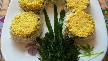 КАК ПРИГОТОВИТЬ САЛАТ "ОДУВАНЧИКИ" смотреть онлайн