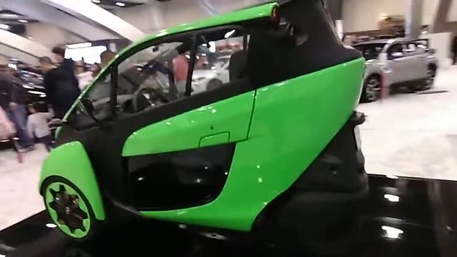 Toyota I-Road (One Seated Car) смотреть онлайн