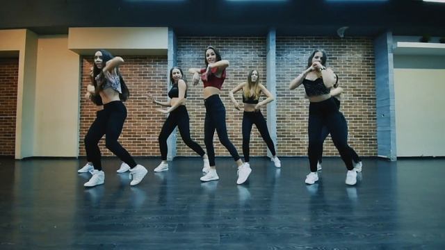 Reggaeton dance | ALEXIS & FIDO FT. NACHO REGGAETON TON - EXTENDED 2018 смотреть онлайн