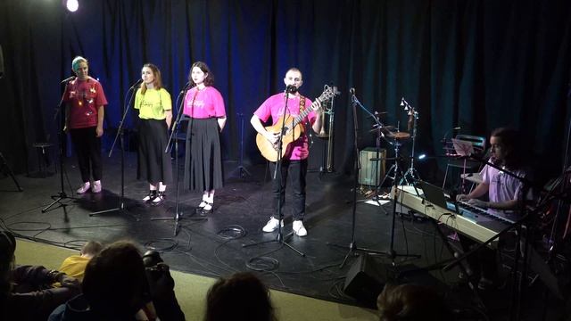 Студия исполнительского мастерства Межгород. Новогодний концерт 26.12.2024. Часть 3 (из 3) смотреть онлайн