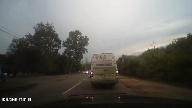 гуляй пока молодой смотреть онлайн