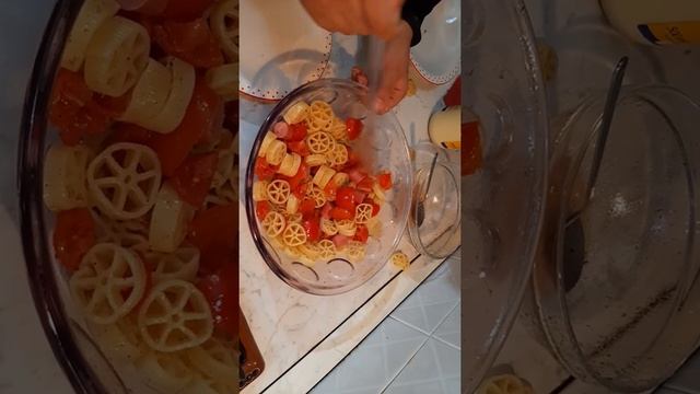 ho fatto la pasta fredda pure se non è un bel tempo🥶 смотреть онлайн