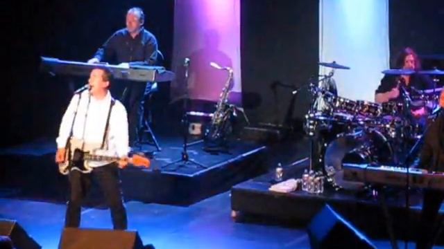 OMD - Tesla Girls (Live at the Music Box, Hollywood, CA) March 25, 2011 смотреть онлайн