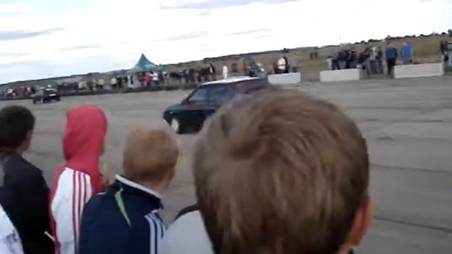 ВАЗ 2109 vs 2199 смотреть онлайн