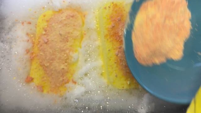 ASMR Sponge | Satisfying Squeezing with New Sponges | Peachy Bath Fizz & Shower Gel #asmrsponge смотреть онлайн