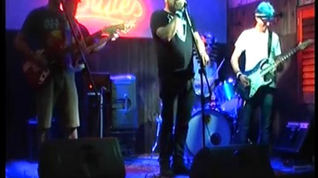 The Nudists "What Is Wrong" смотреть онлайн