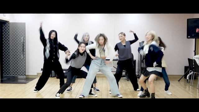 Dreamcatcher - Poison Love MV