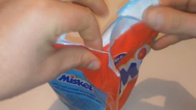 жевачка мискет, бабл гам смотреть онлайн
