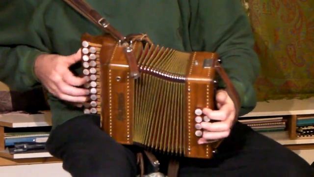 Beatrice Hill's Three Handed Reel - Anahata, melodeon смотреть онлайн