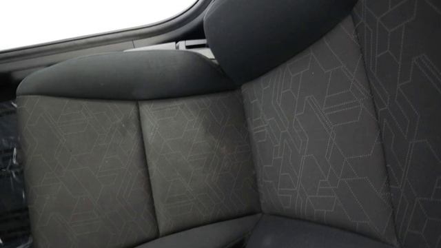 2015 Alabaster Silver Metallic Honda Fit 4D Hatchback #N3351B смотреть онлайн