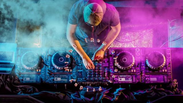 Last Friday Night (Remix) смотреть онлайн