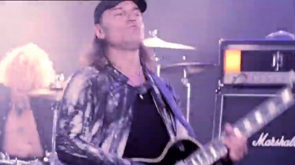 Scorpions -  All day and all of the night (Official Video)