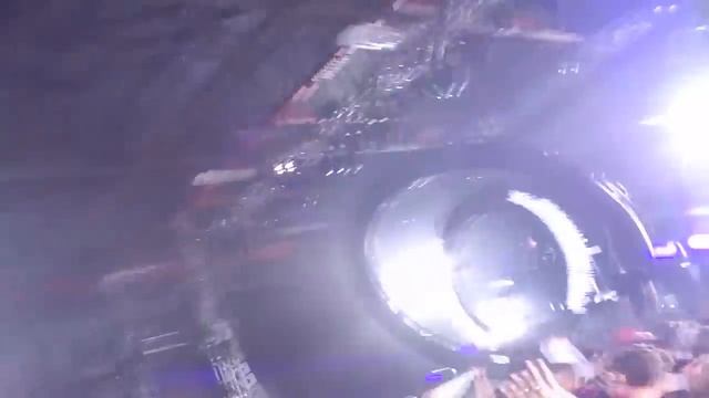 Sub Focus - Hold On Remix at the Warehouse Project 2012 смотреть онлайн