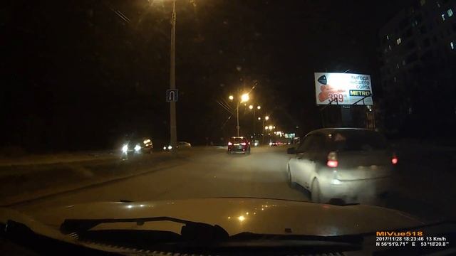 Так и ездим когда, не видно номера. смотреть онлайн