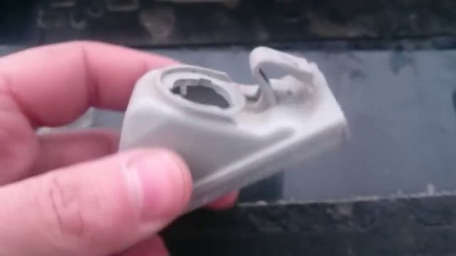 Замена ламп подсветки номерного знака.Ssang Yong Actyon New... смотреть онлайн