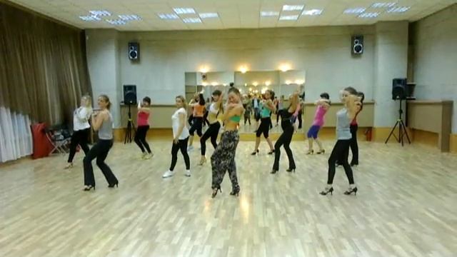 Ring my bells/ Ильичева Илона/стрип пластика смотреть онлайн