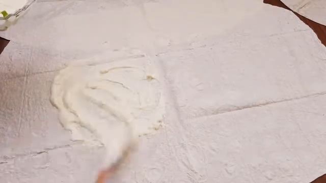UY SHAROITIDA MAZZALI SHAURMA // LAVASH // TAYYORLASH // Домашняя ШАУРМА 2022 смотреть онлайн