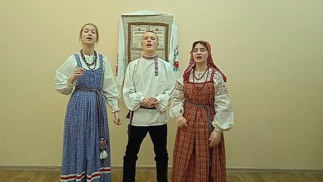 Как залезло красное солнце-дух. стих из реп.Е.В.Боровиковой.Псковская обл.,Усвятский р-н д.Лобынщина