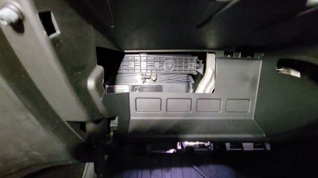 GMC Acadia 2020 - Cabin air filter replacement смотреть онлайн