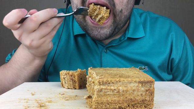 ASMR Honey Cake (Dessert Eating Sounds) NO TALKING смотреть онлайн