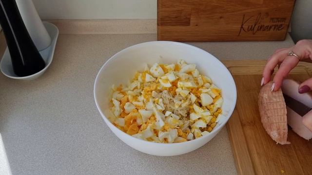 Pyszna sałatka z szynki i selera konserwowego ✅ смотреть онлайн