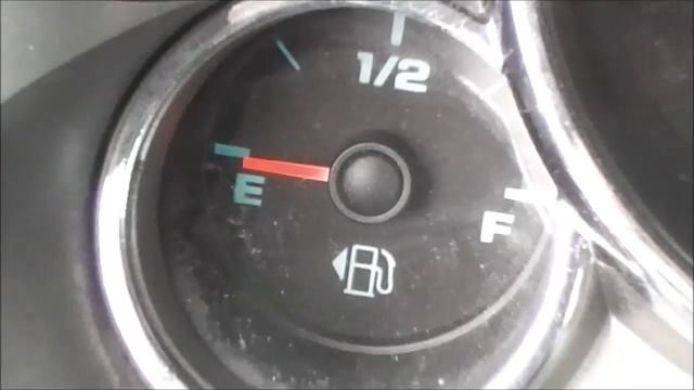 GMC and Chevrolet Truck Fuel Guage Not Working - Solution смотреть онлайн