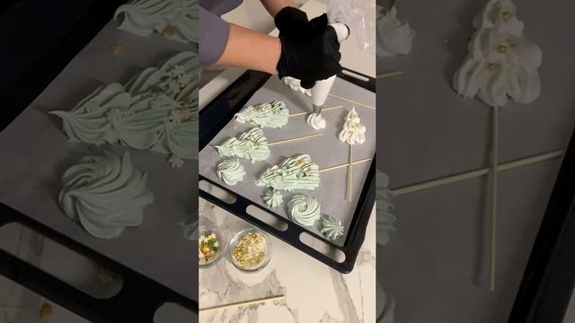 Готовим безе на палочке🎄 смотреть онлайн