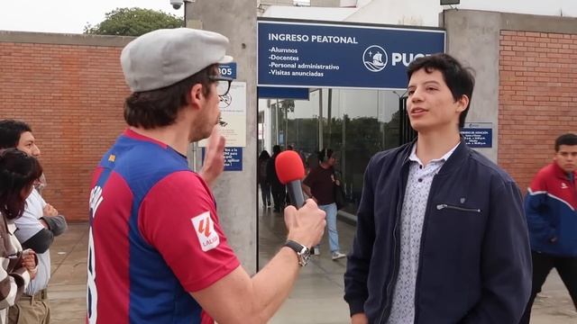 ¿CAMISETAS DE FÚTBOL ESTÁN DE MODA? | PUCP смотреть онлайн
