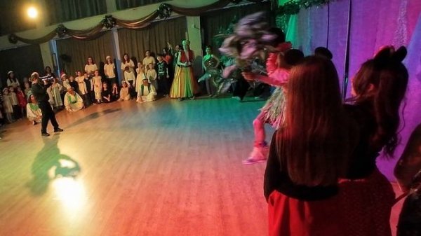 Елка школа 1558 24_12_2024 мастер