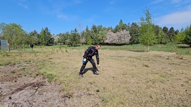На хуторе начали земляные работы. Легкий способ разметить фундамент. Измельчаем ветки смотреть онлайн