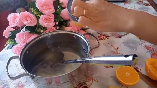 Бір ғана апельсиннен екі литр шырын дайындаймыз. смотреть онлайн