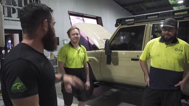 Supertourer Landcruiser 79 Build - The Mini Megatourer - Part 2 смотреть онлайн