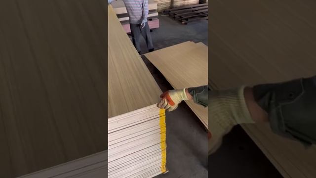 MDF laminate with straight line exhibit смотреть онлайн