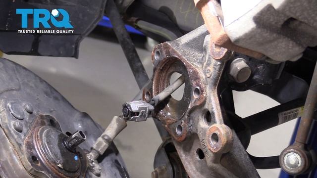 How to Replace Rear Wheel Hub Assembly 2012-2017 Toyota Camry смотреть онлайн