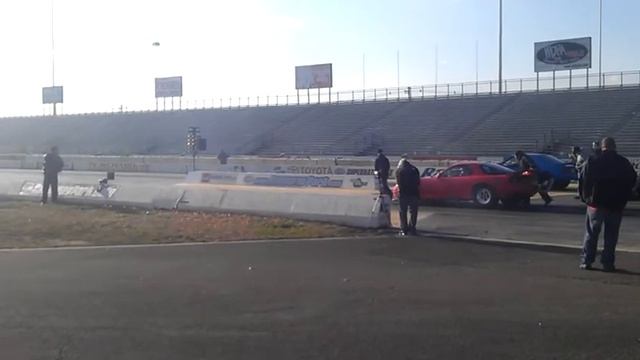 RX-7 FD pops a wheelie. смотреть онлайн