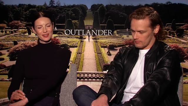 Secrets of Outlander with Sam Heughan and Caitriona Balfe Part 2 | ELLE смотреть онлайн