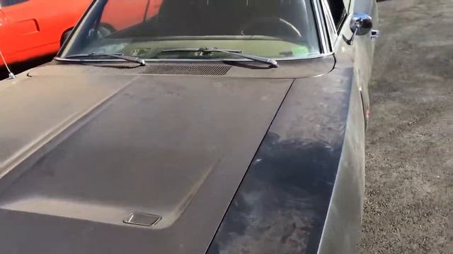 1970 Dodge Charger RT/SE смотреть онлайн