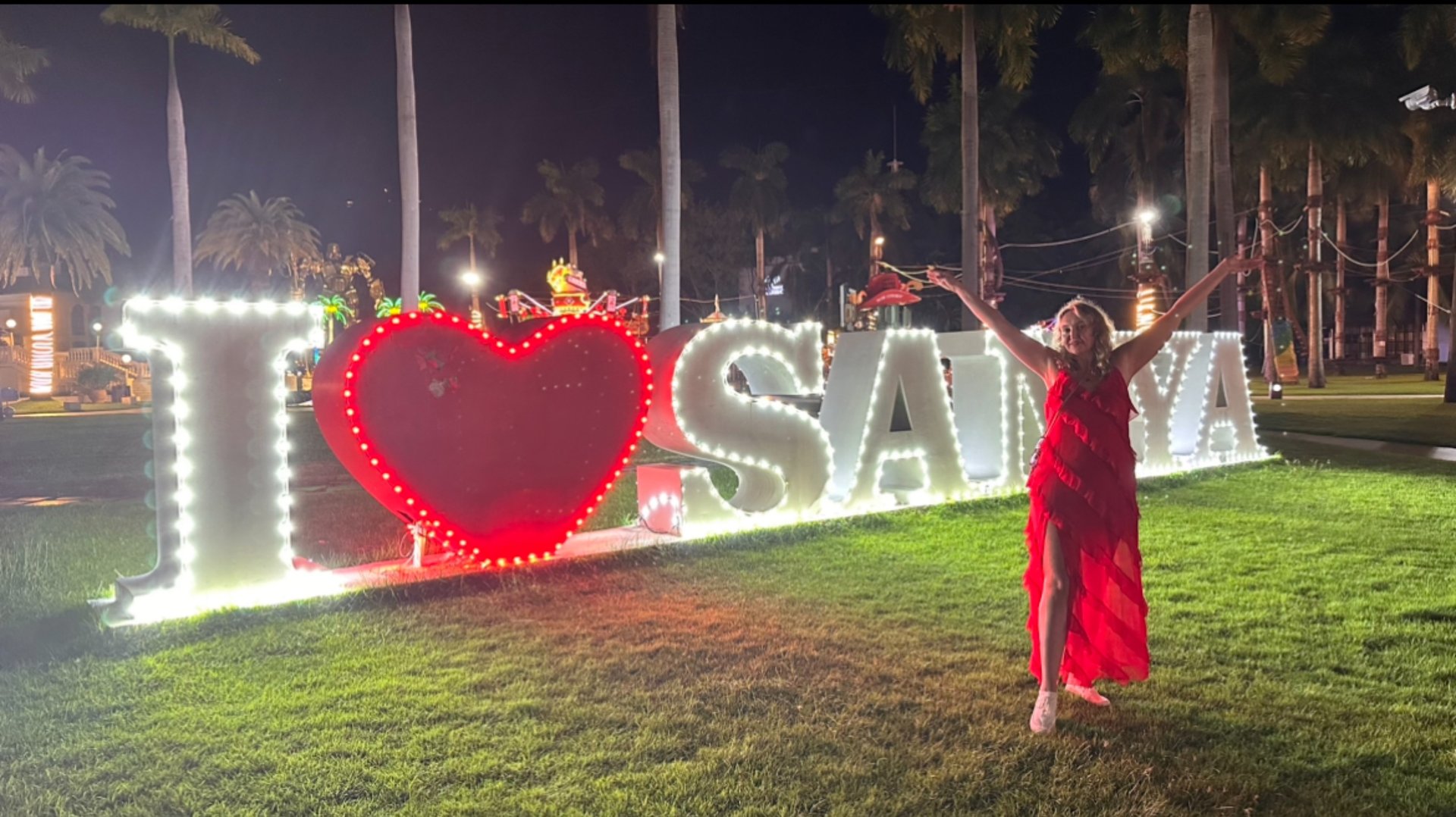 Обзор ресторана с русской музыкой на Хайнане. Как поесть утку по-пекински бесплатно? смотреть онлайн