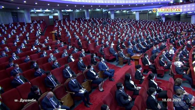 Пешвои миллат Эмомалӣ Раҳмон бо кормандони соҳаи тандурустии мамлакат мулоқот намуданд смотреть онлайн